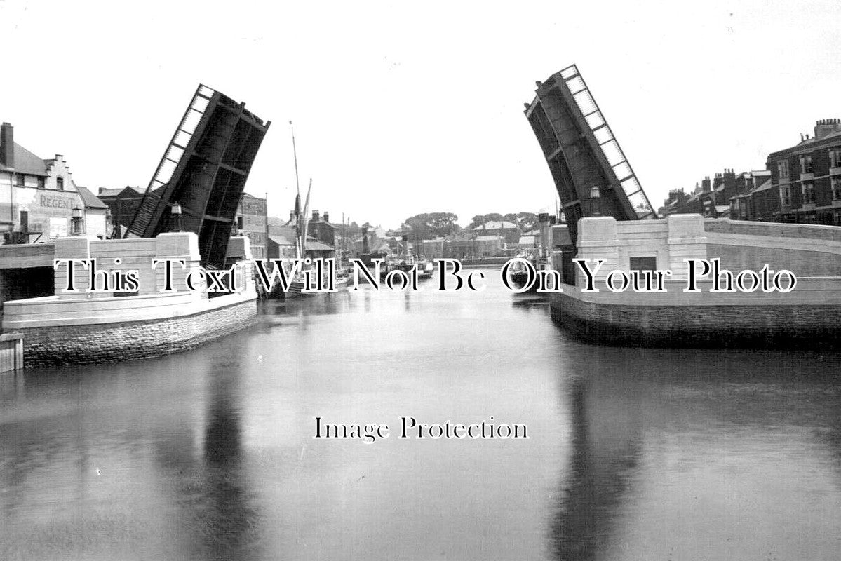 DO 1950 - Weymouth Harbour Bridge, Dorset