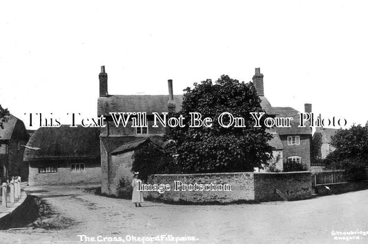 DO 1989 - The Cross, Okeford Fitzpaine, Dorset