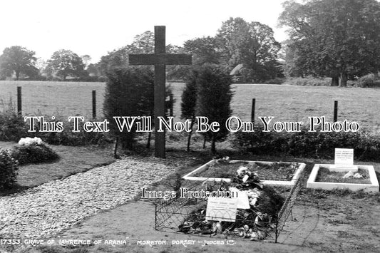 DO 2098 - Lawrence Of Arabia Grave, Moreton, Dorset