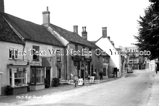 DO 2252 - High Street, Gillingham, Dorset