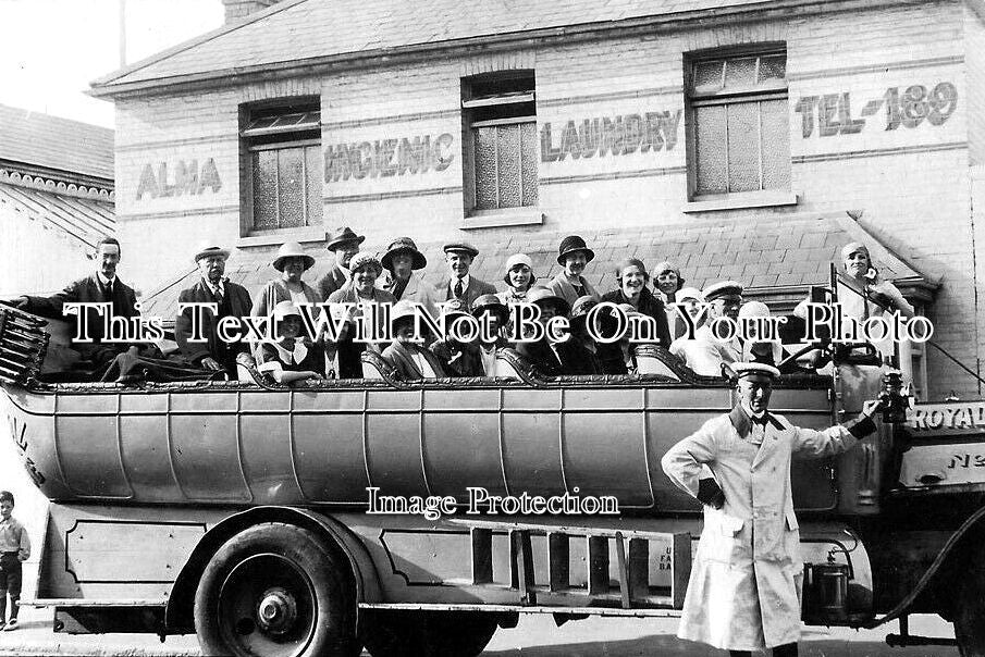 DO 2427 - Charabanc At The Alma Hygienic Laundry, Bournemouth, Dorset