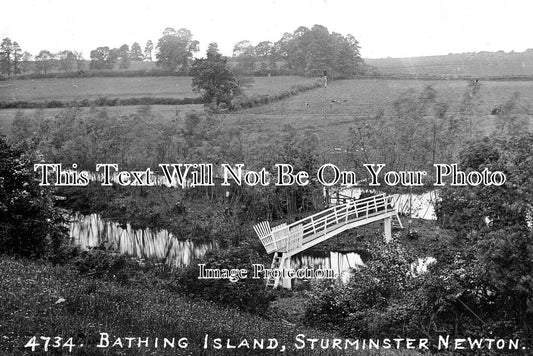 DO 2549 - Bathing Island, Sturminster Newton, Dorset