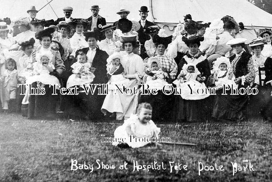 DO 2622 - Baby Show At Hospital Fete, Poole Park, Dorset c1907