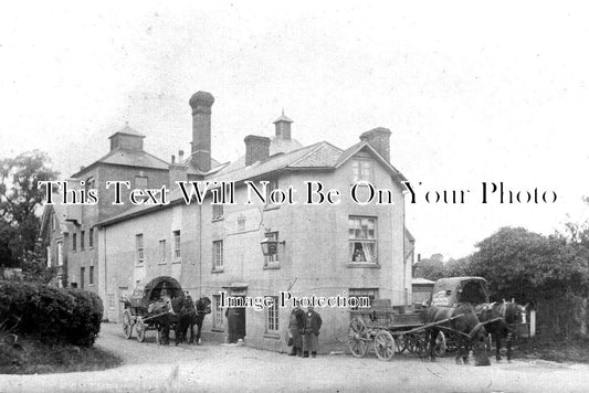 DO 2634 - The Crown Inn Pub, Fontmell Magna, Dorset c1907