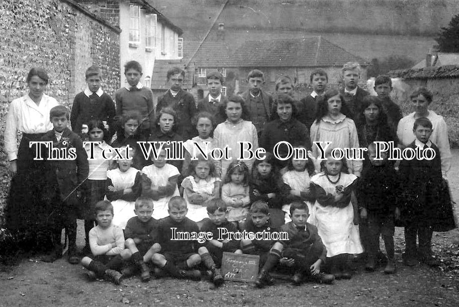 DO 2683 - Godmanstone School Group, Dorset c1920