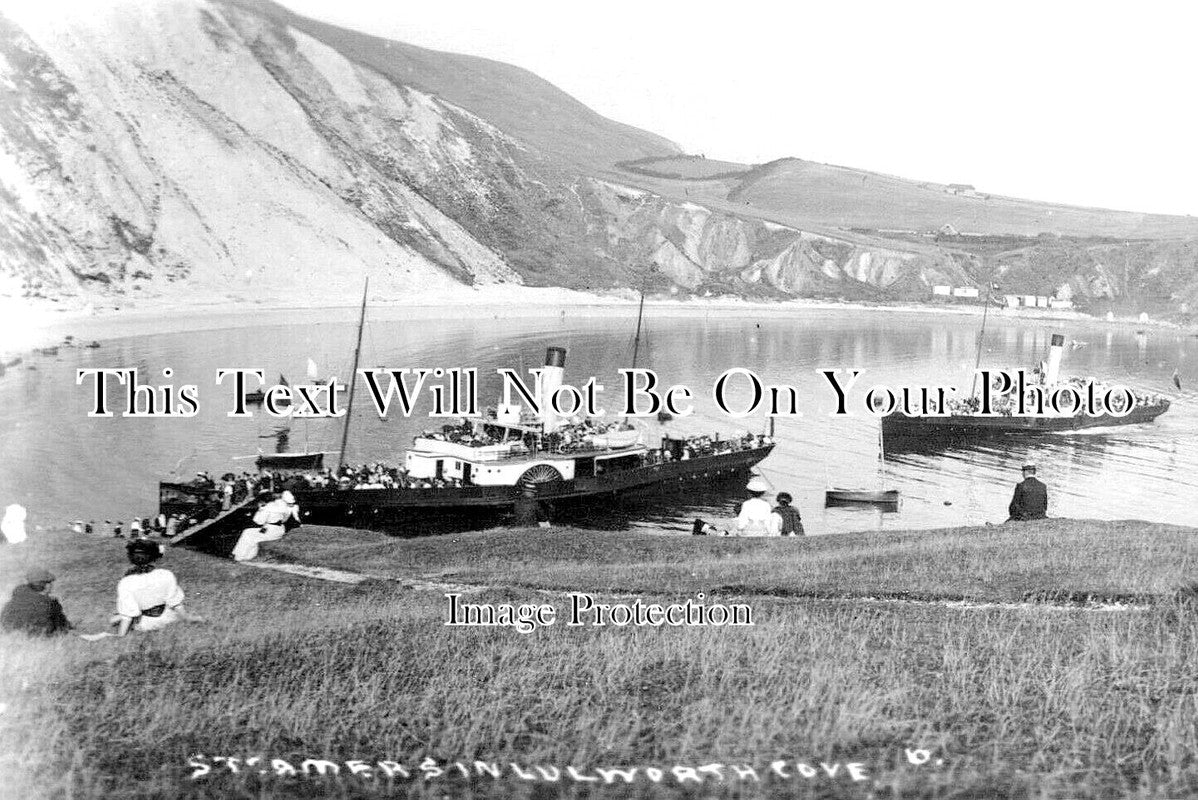 DO 2736 - Steamers In Lulworth Cove, Wareham, Dorset