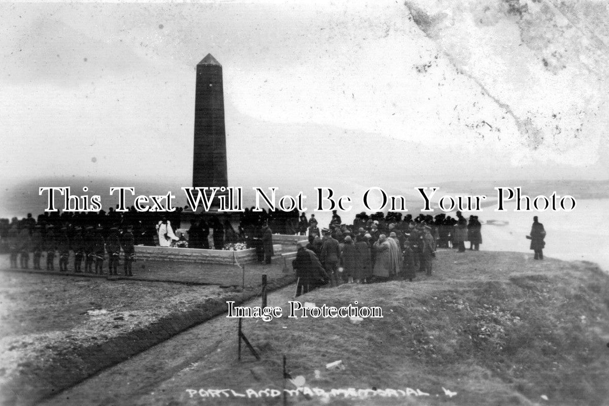 DO 389 - Portland War Memorial, Dorset