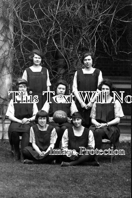 DO 456 - Girls Sports Team, Sherborne School, Dorset 1920s