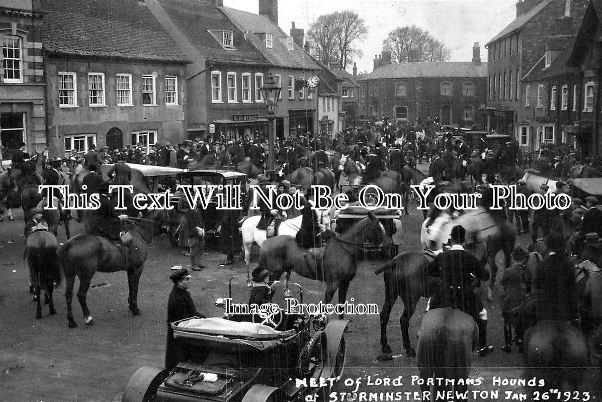 DO 570 - Meet Of Hounds, Sturminster Newton, Dorset c1923