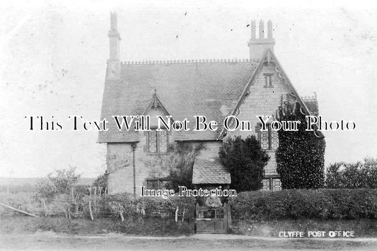 DO 676 - Clyffe Post Office, Dorchester, Dorset c1905