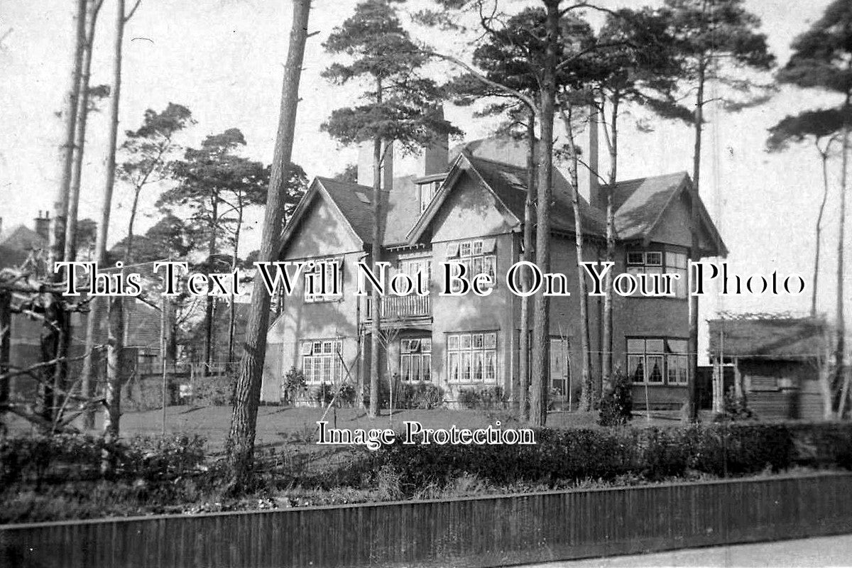 DO 852 - The Links, Queens Park Road, Bournemouth, Dorset