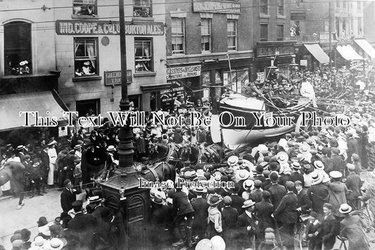 DR 111 - Lifeboat Parade, St Peter's Street, Derby, Derbyshire c1908