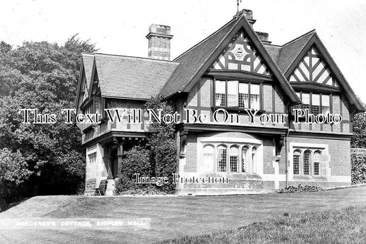 DR 1275 - Gardeners Cottage, Shipley Hall, Ilkeston, Derbyshire c1907