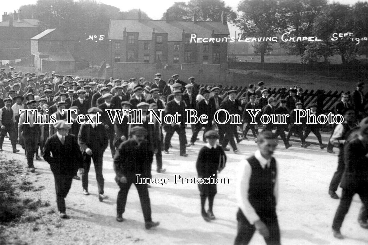 DR 1423 - WW1 Recruits Leaving Chapel, Chapel En Le Frith, Derbyshire 1914