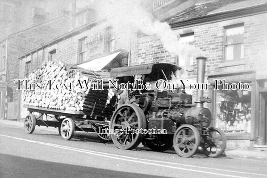 DR 1452 - Traction Engine In Glossop, Derbyshire