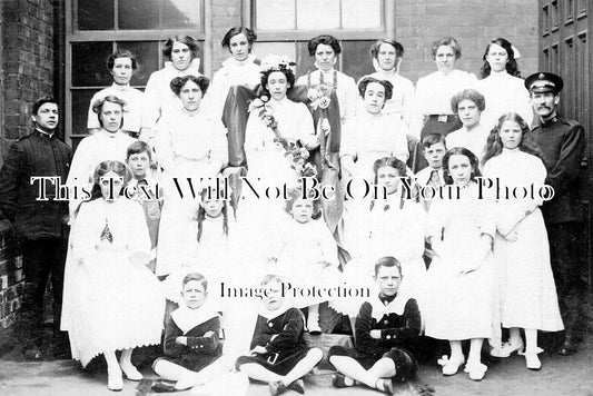 DR 1618 - School Children & Teachers, Ilkeston, Derbyshire c1920