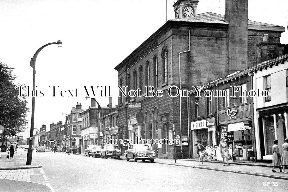 DR 1707 - Town Centre, Glossop, Derbyshire