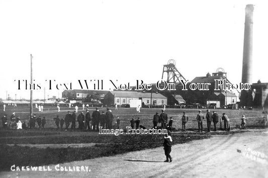 DR 1865 - Creswell Colliery Cricket Match, Derbyshire c1928