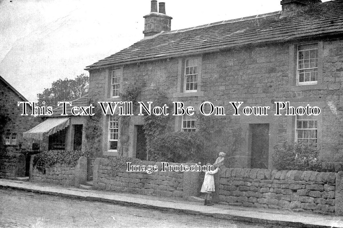 DR 1947 - The Old Home, Baslow, Derbyshire