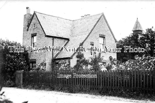 DR 2059 - Haddon School House, Derbyshire