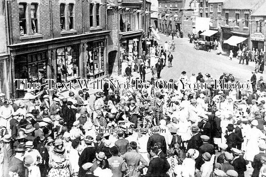 DR 2435 - Melbourne Carnival Scene, Derbyshire