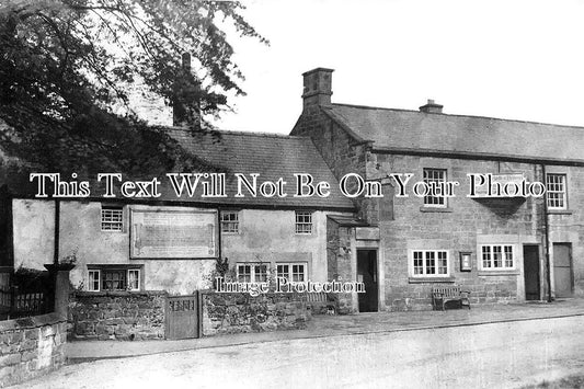 DR 3009 - Ashover Village Pub, Derbyshire