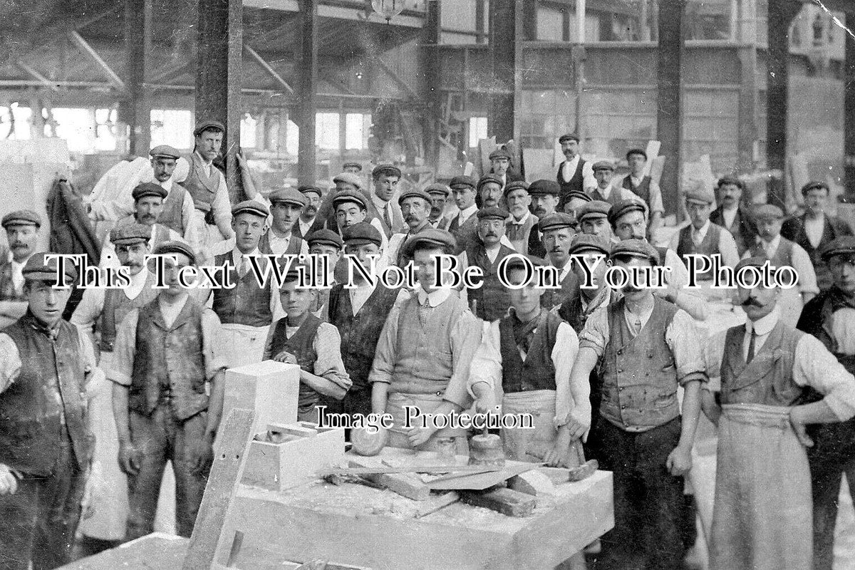 DR 3062 - Hoptonwood Stone Quarry Workers, Middleton, Derbyshire