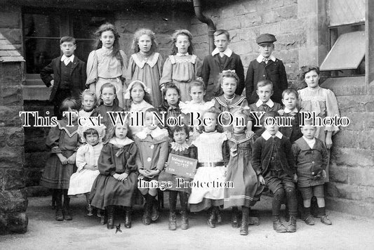 DR 3121 - School Class Group, Winster, Derbyshire c1908