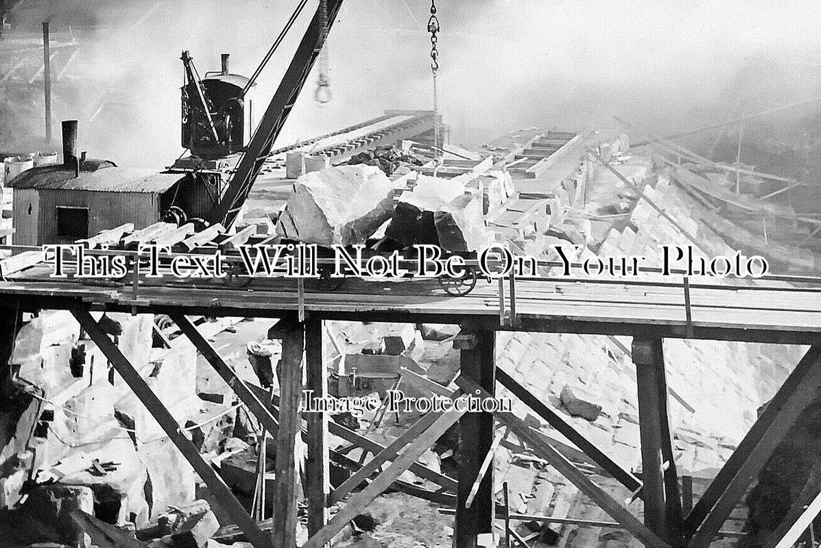 DR 3211 - Howden Dam Construction, Derbyshire