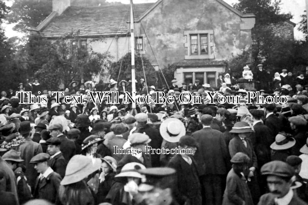 DR 334 - Maypole Dancers, Buxton Cycle Parade, Derbyshire 1912