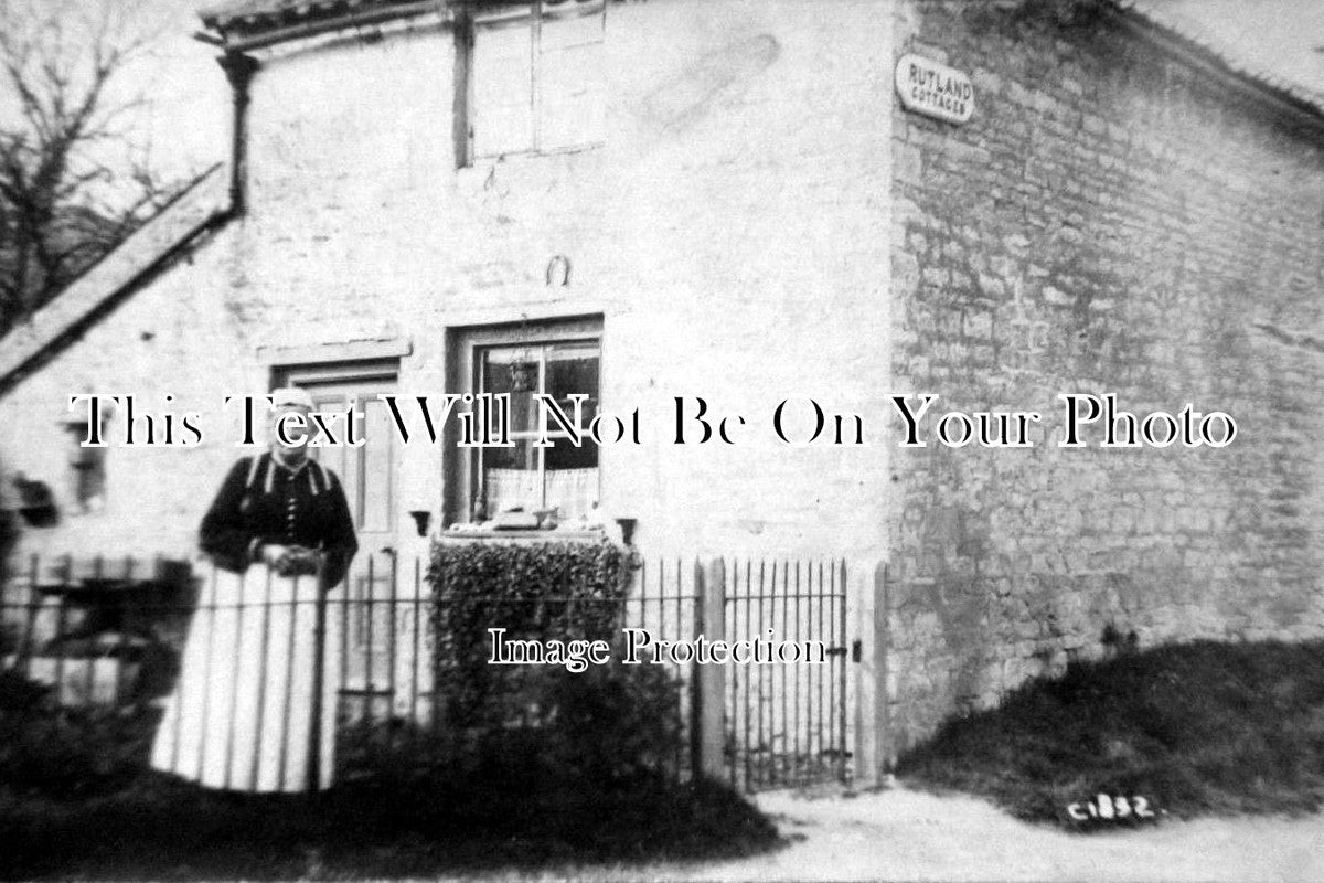 DR 38 - Rutland Cottages, Ilkeston, Derbyshire c1900