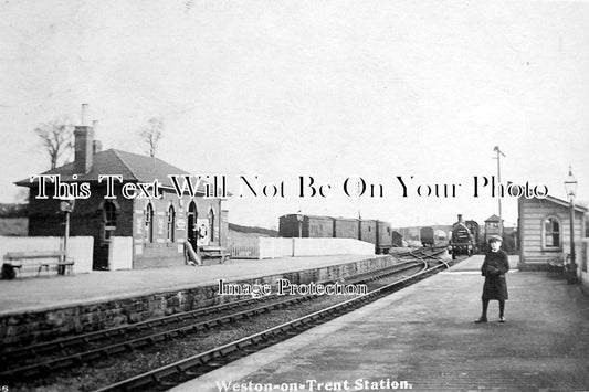 DR 577 - Weston On Trent Railway Station, Derbyshire