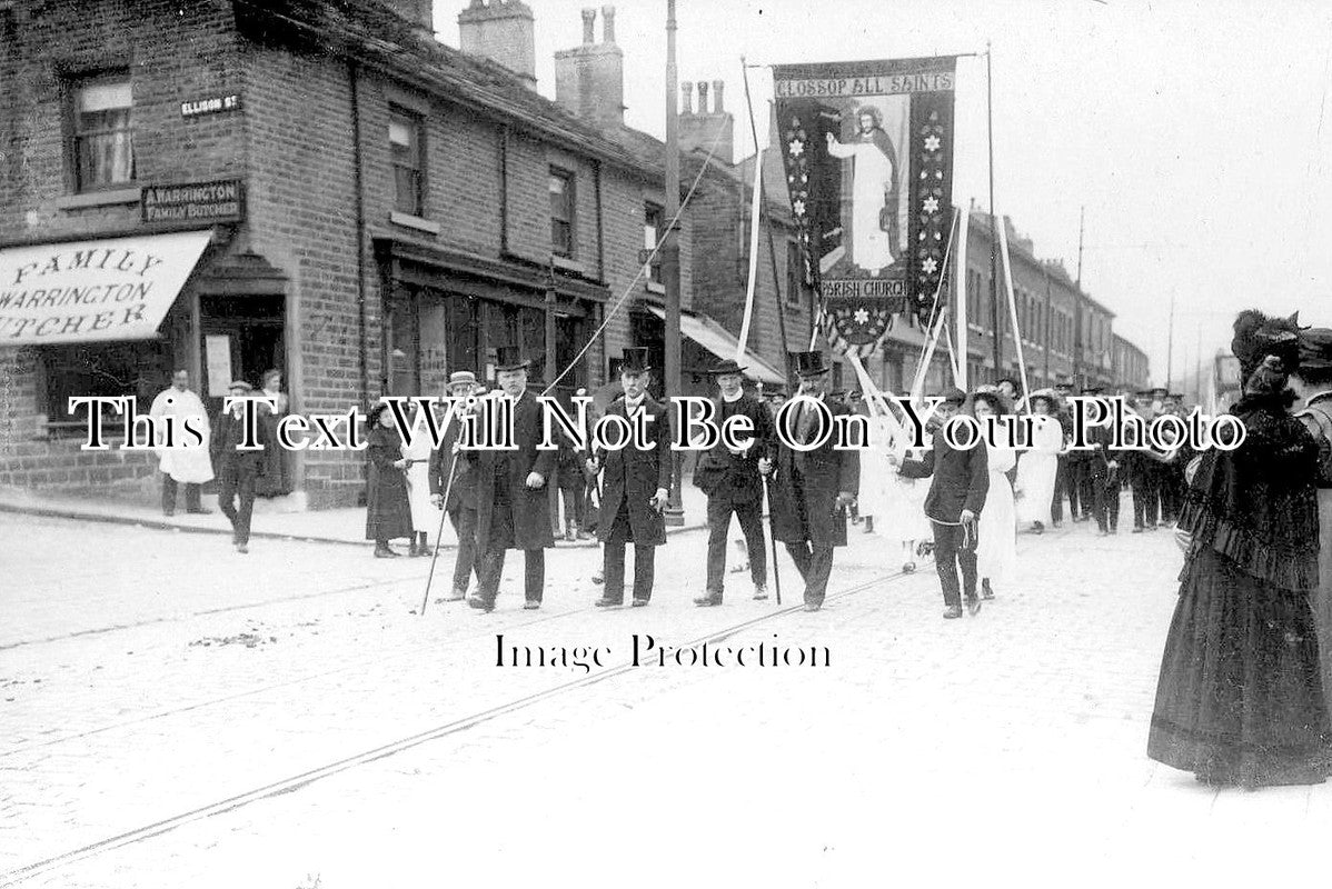 DR 976 - Whit Procession, Glossop High Street, Derbyshire