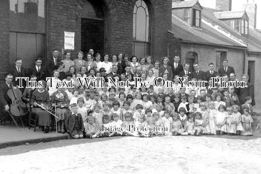 DU 1142 - Dove Street Methodist Mission Group, Sunderland, Durham