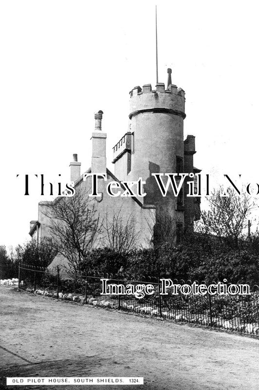 DU 1150 - Old Pilot House, South Shields, County Durham c1920