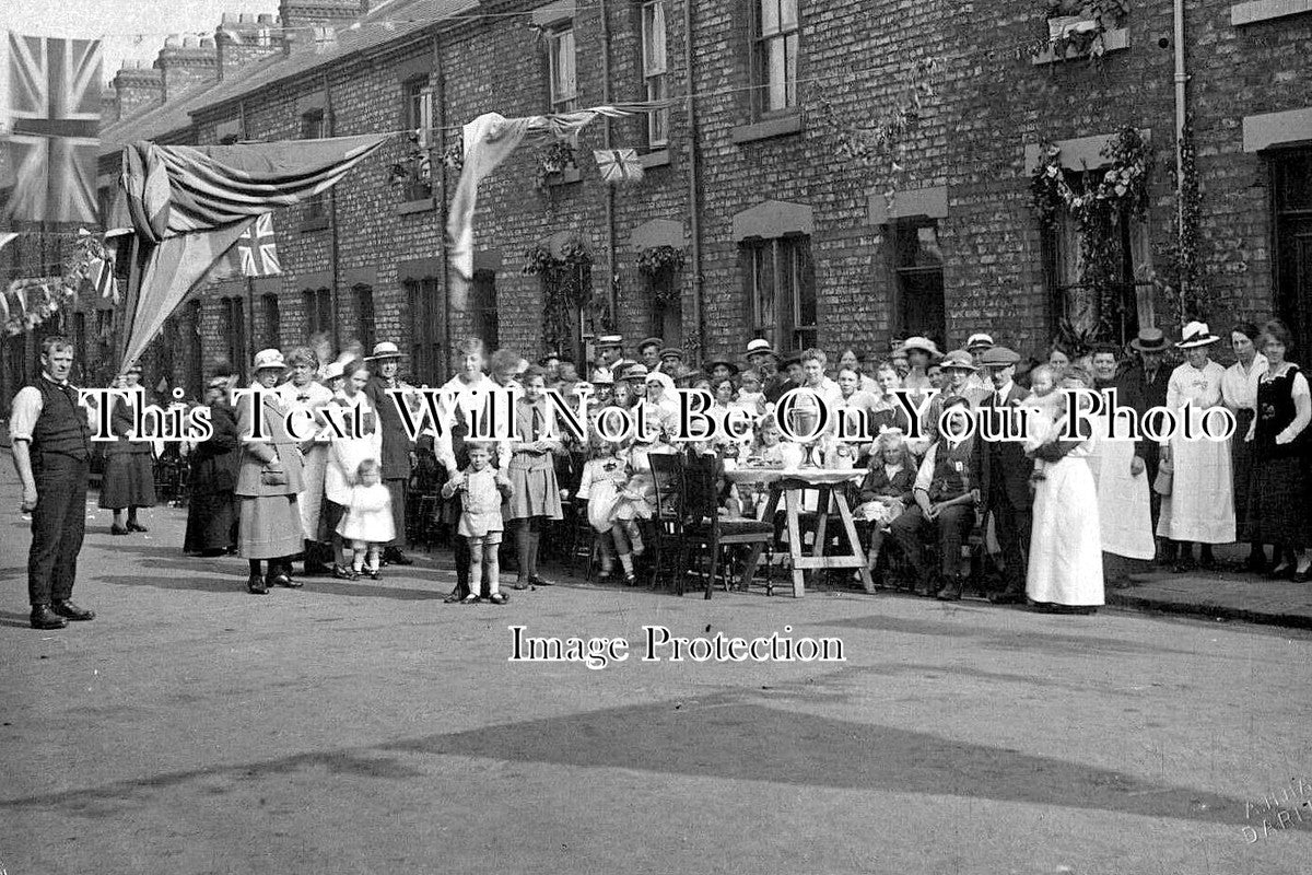 DU 1276 - Darlington Street Celebrations, County Durham