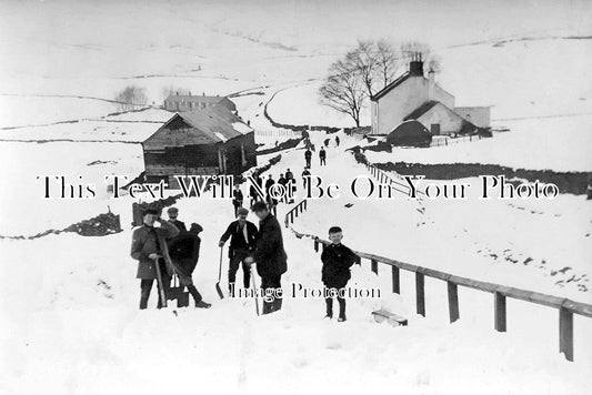 DU 1519 - Snow Cutting Harwood, Middleton In Teesdale, County Durham