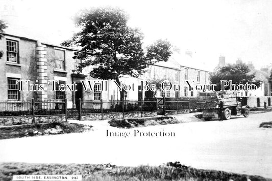 DU 1732 - South Side, Easington, County Durham c1922