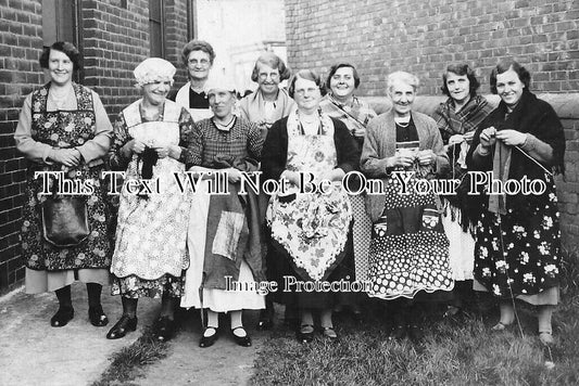 DU 2030 - Knitting Group, Washington, County Durham