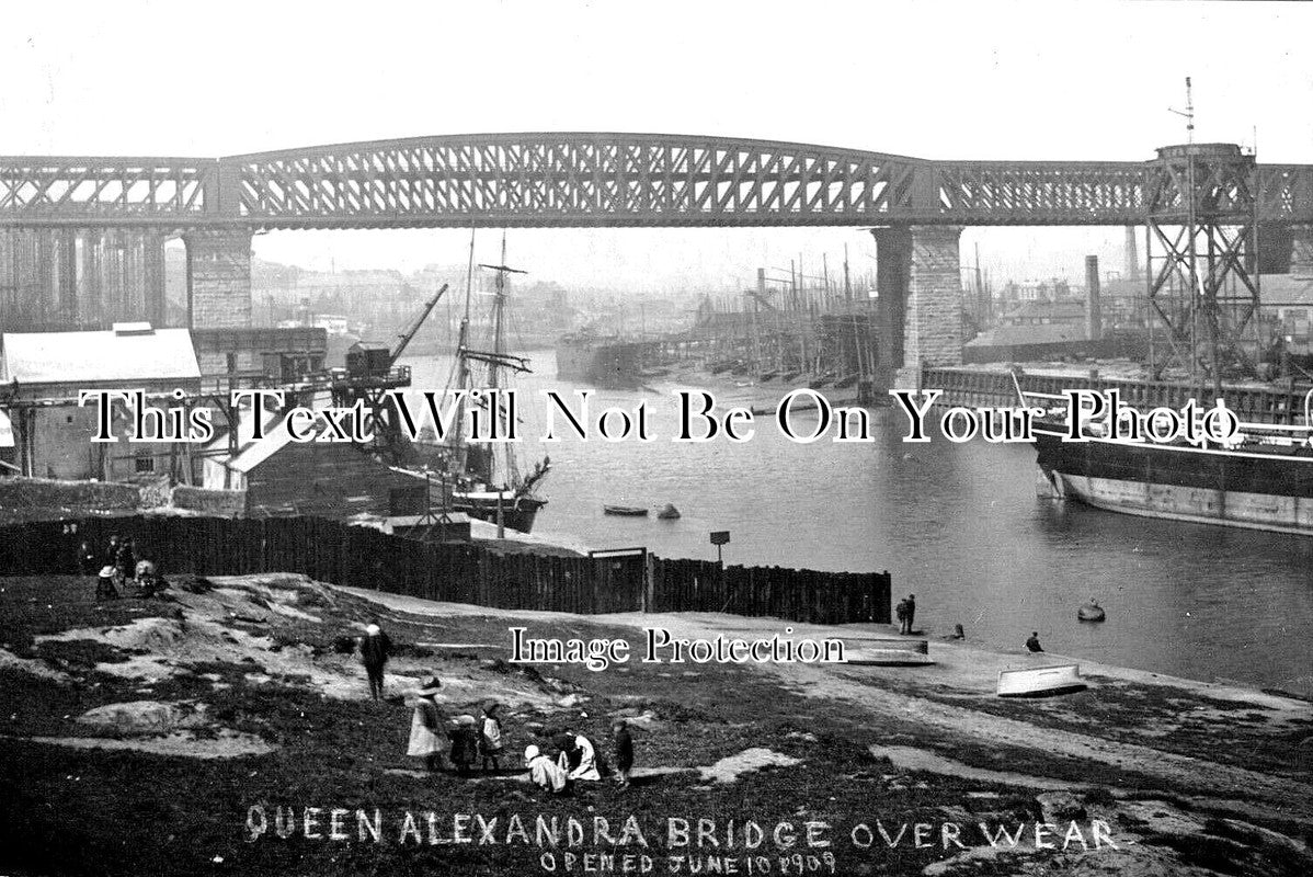 DU 2176 - Queen Alexandra Bridge, River Wear, Sunderland, Durham