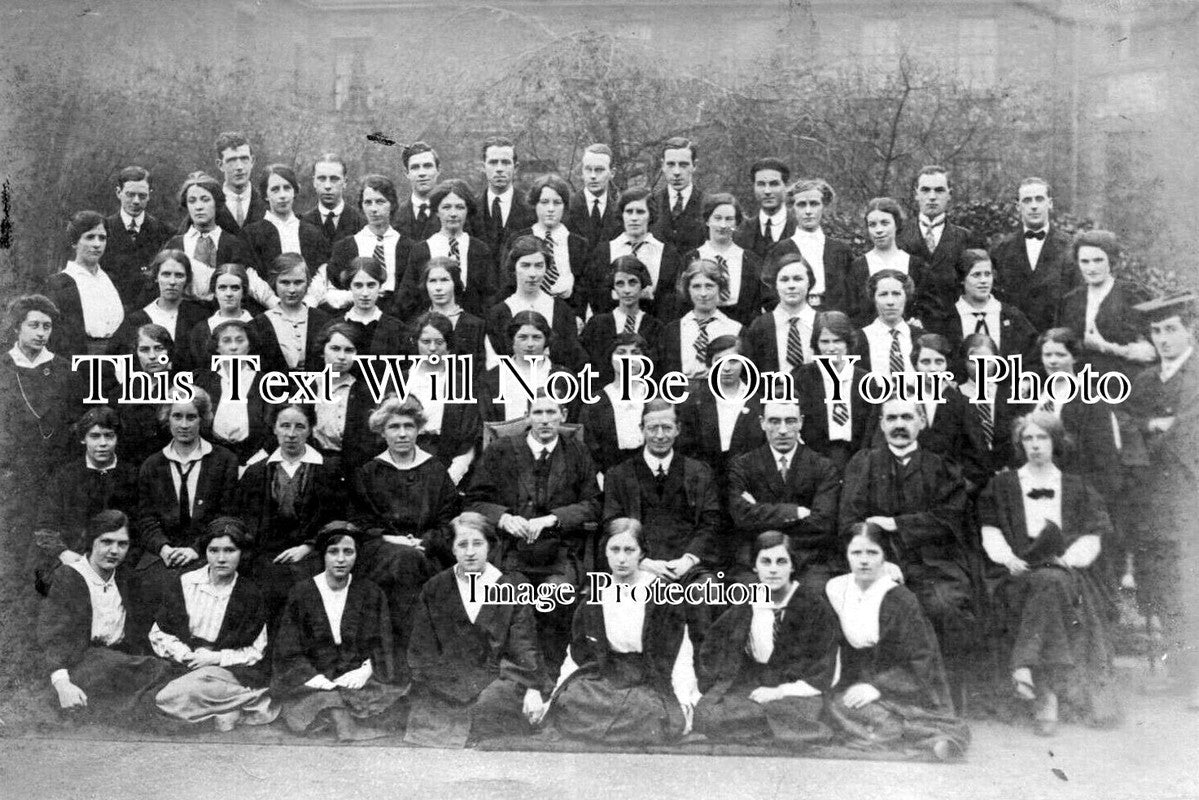 DU 2365 - Training College Group, Sunderland, County Durham 1915-16