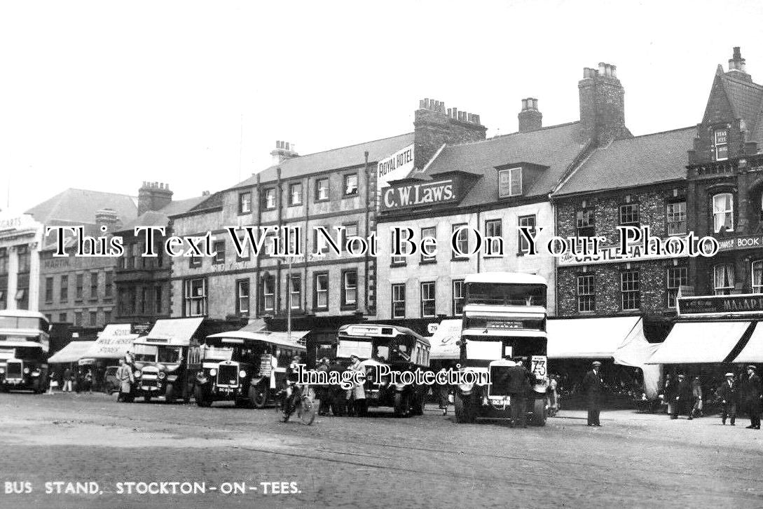 DU 2484 - Bus Stand, Stockton On Tees, County Durham c1942