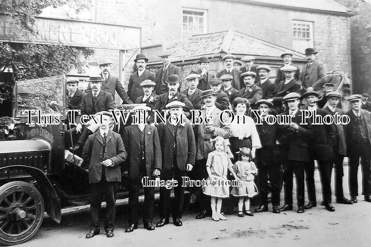 DU 2526 - Charabanc Trip, Front Street, Shotley Bridge, County Durham