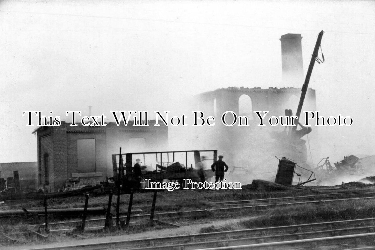 DU 680 - Thornaby Iron Works Fire, County Durham