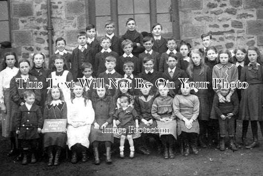 DU 933 - Kirk Merrington Durham Spennymoor School Class Photo Postcard 1914 WW1