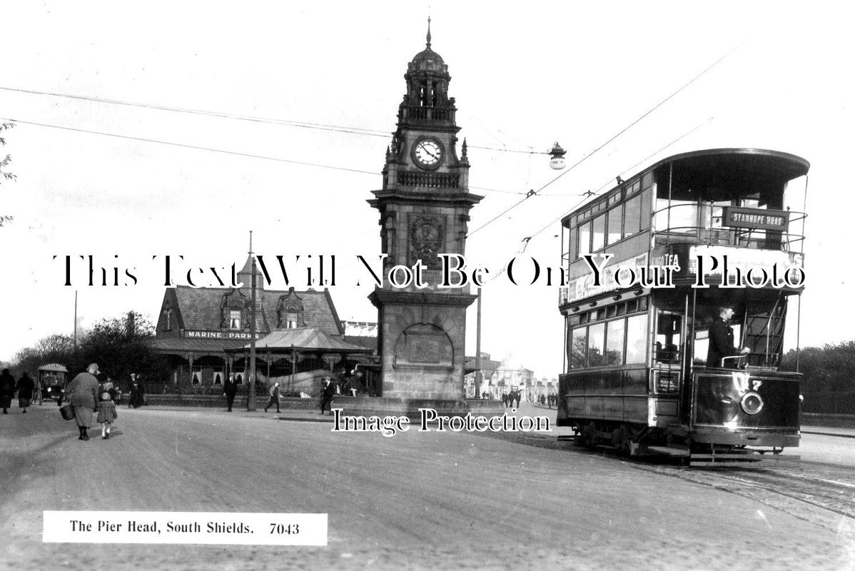 DU 977 - The Pier Head & Tramway, South Shields, County Durham