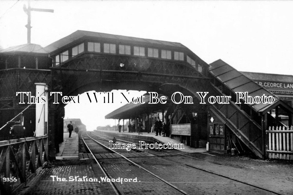 ES 1024 - Woodford Railway Station, Essex