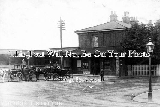 ES 1029 - Woodford Railway Station, Essex