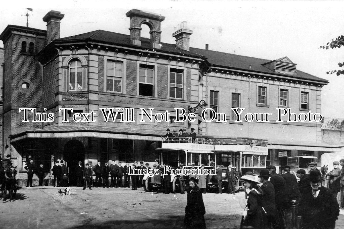 ES 113 - G.E.R. Railway Station, Chelmsford, Essex c1915