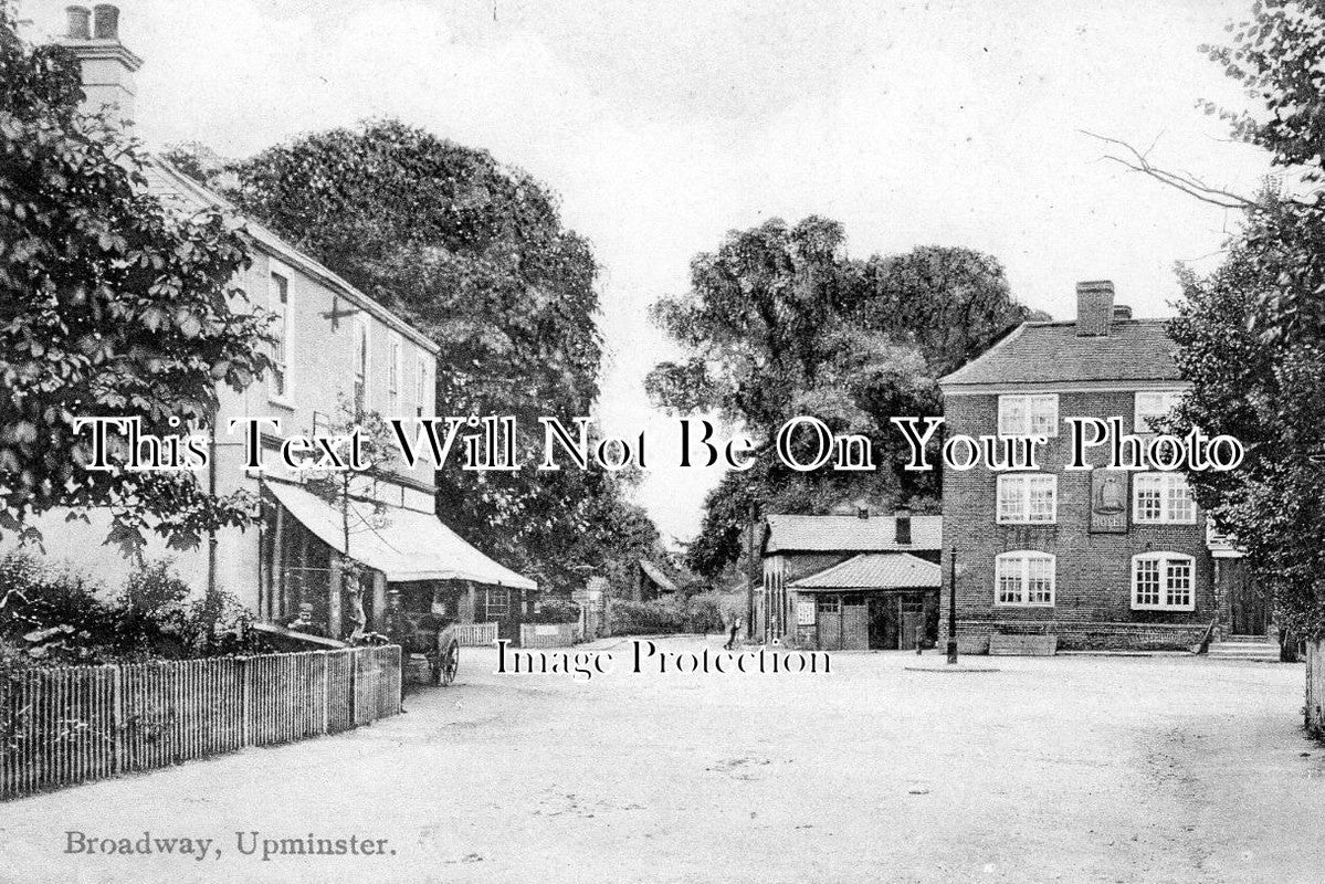 ES 116 - Broadway, Upminster, Essex c1909